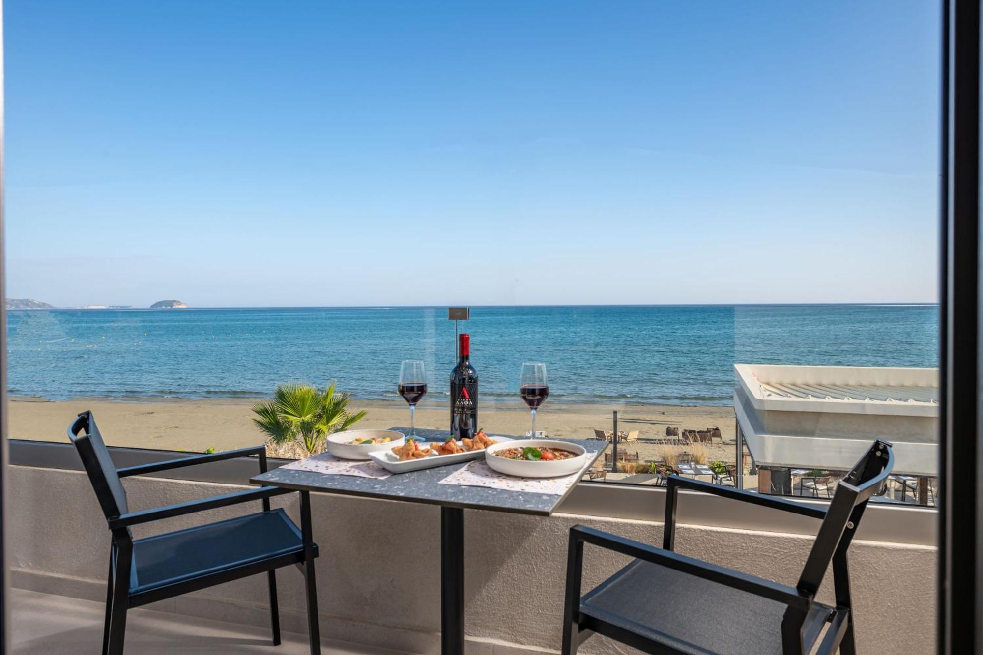 Horizon Apartments - Beachfront Luxury, By Zantewize Laganas Esterno foto